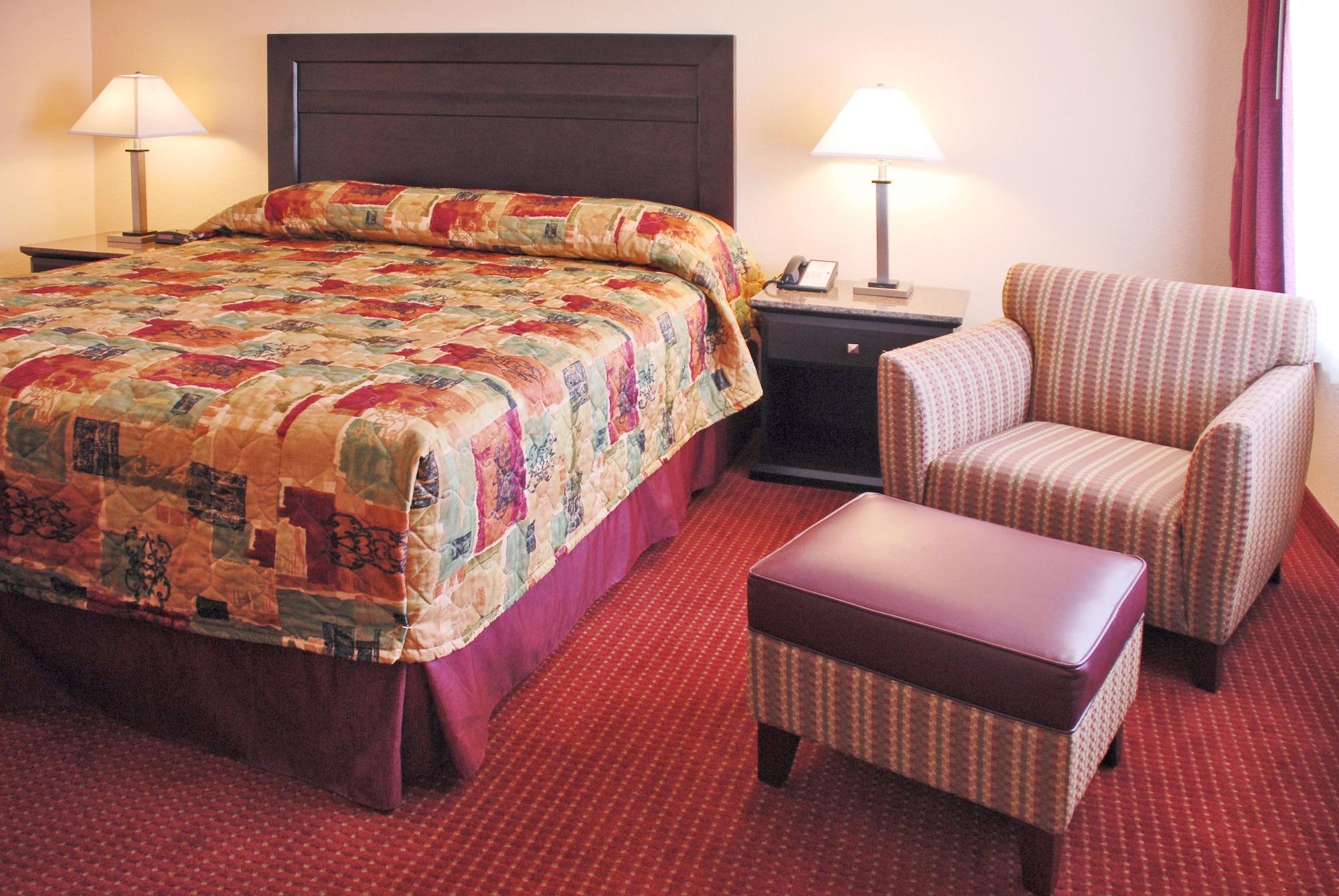 Relax Inn & Suites Ел Кахон Екстериор снимка